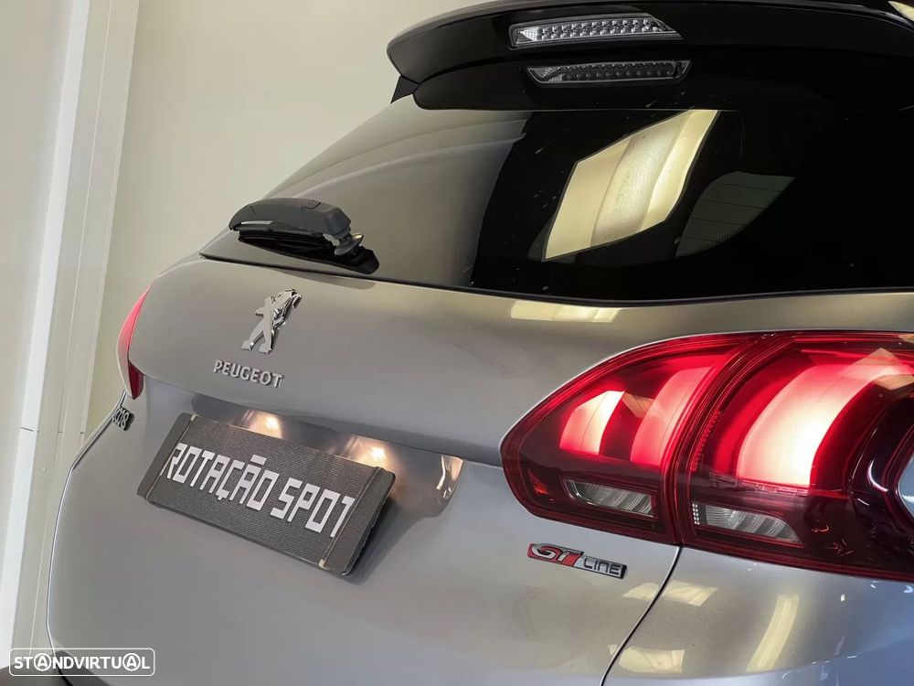 Peugeot 2008 1.2 PureTech GT Line — fotografia 40