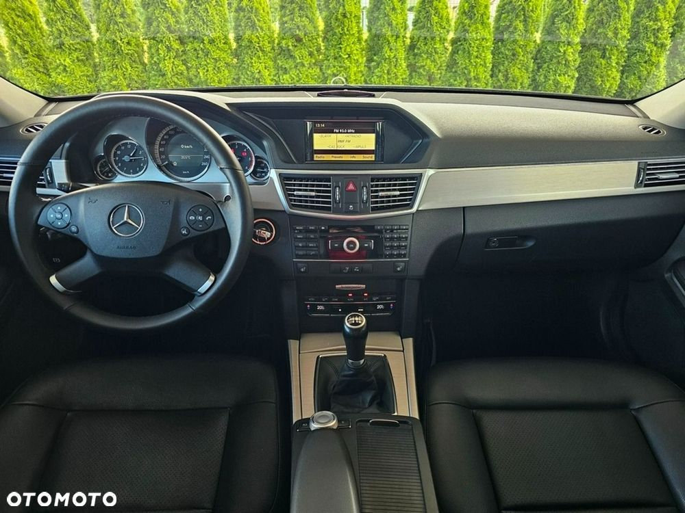 Mercedes-Benz Klasa E - 25