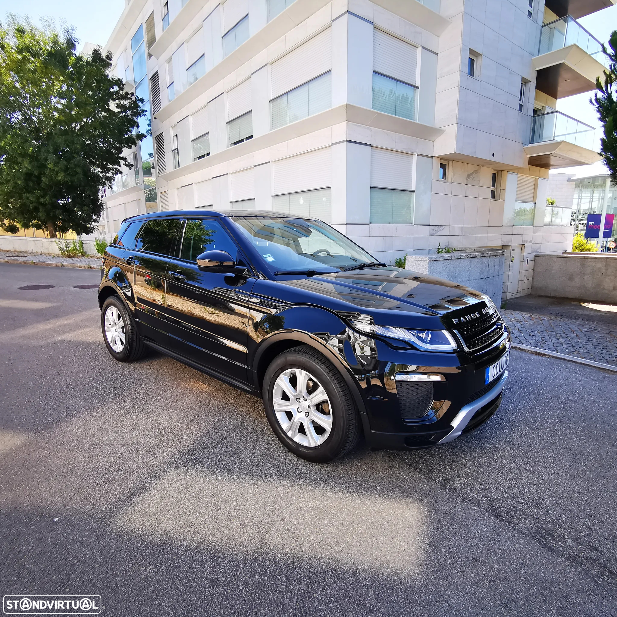 Land Rover Range Rover Evoque 2.0 eD4 SE Dynamic - 34