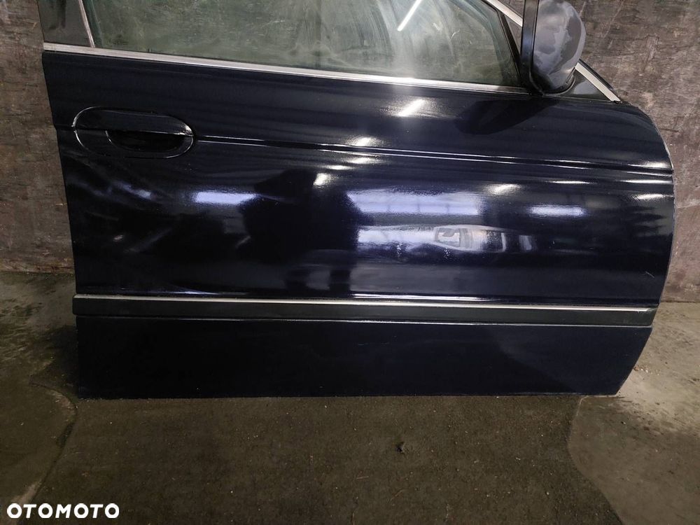 DRZWI KOMPLETNE PRAWY PRZÓD BMW E39 263/5 - 2