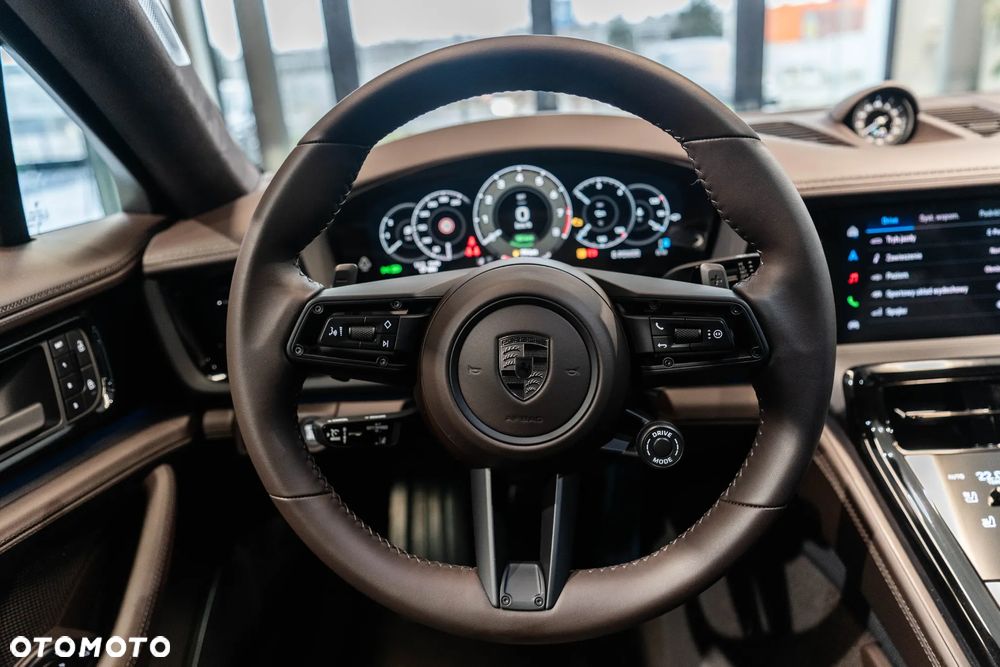 Porsche Panamera Turbo E-Hybrid PHEV - 16