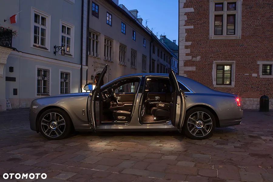 Rolls-Royce Ghost Standard - 5