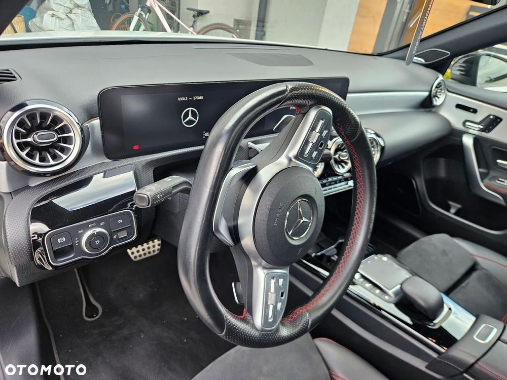 Mercedes-Benz Klasa A 220 d 4-Matic AMG Line 8G-DCT - 14