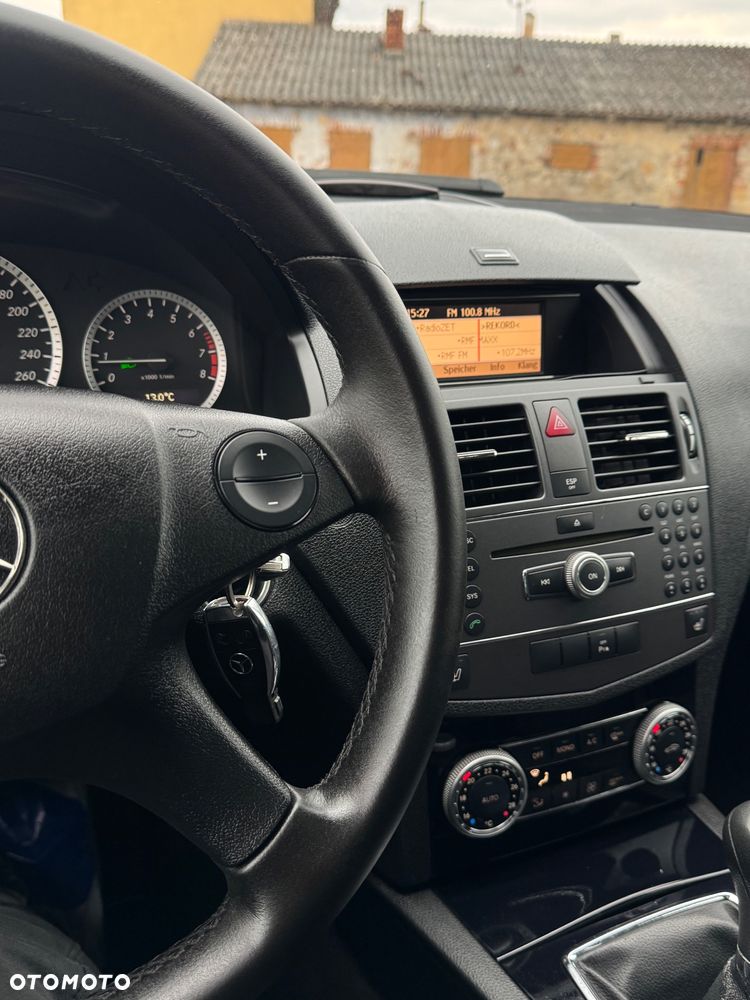 Mercedes-Benz Klasa C 200 Kompressor Avantgarde - 38