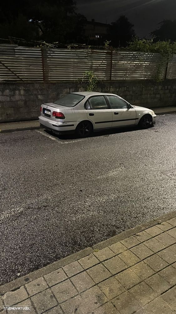 Honda Civic 1.4 LS - 3