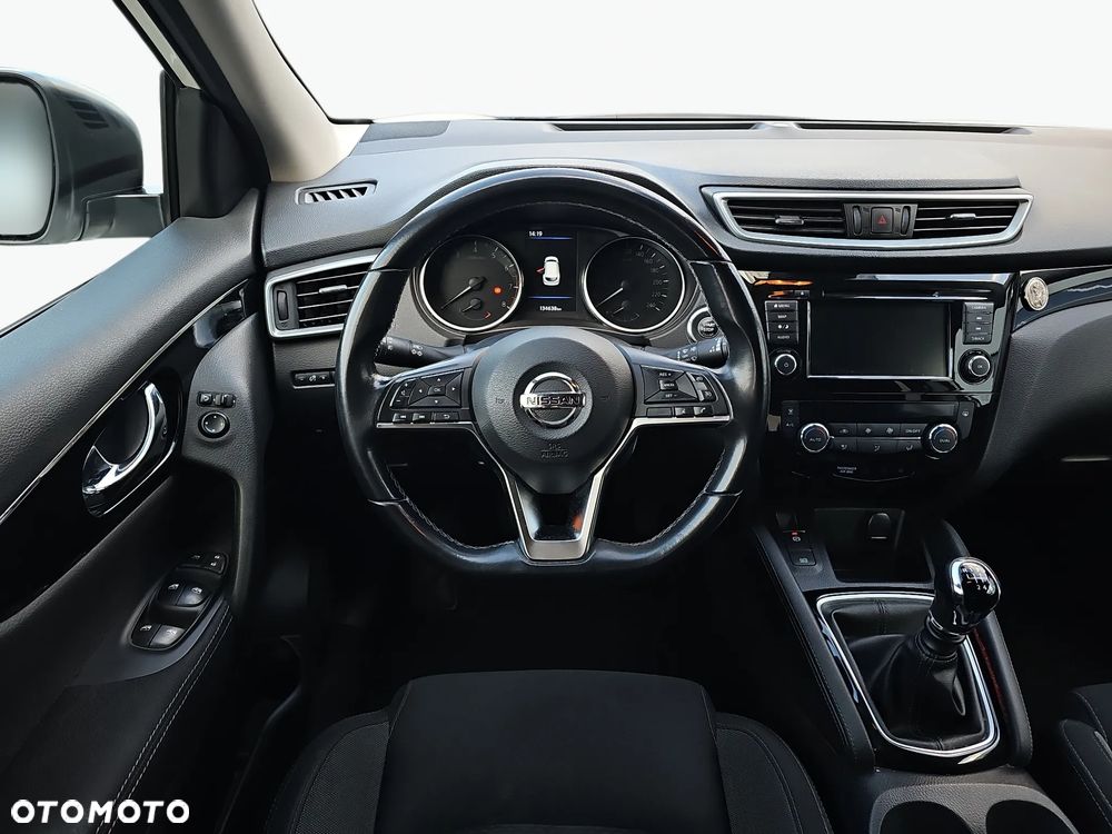 Nissan Qashqai 1.3 DIG-T N-Connecta EU6d - 20