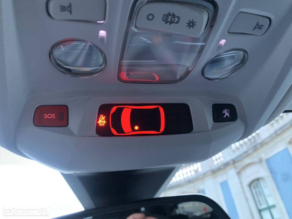 Peugeot 3008 1.5 BlueHDi Allure Pack EAT8 - 33