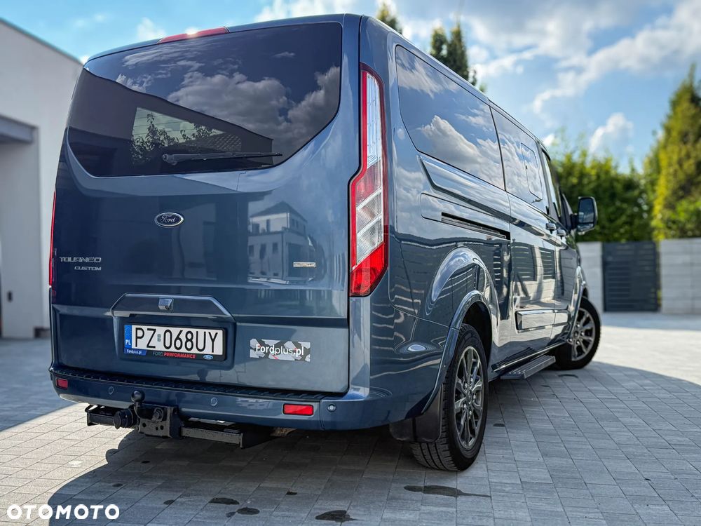Ford Tourneo Custom - 5