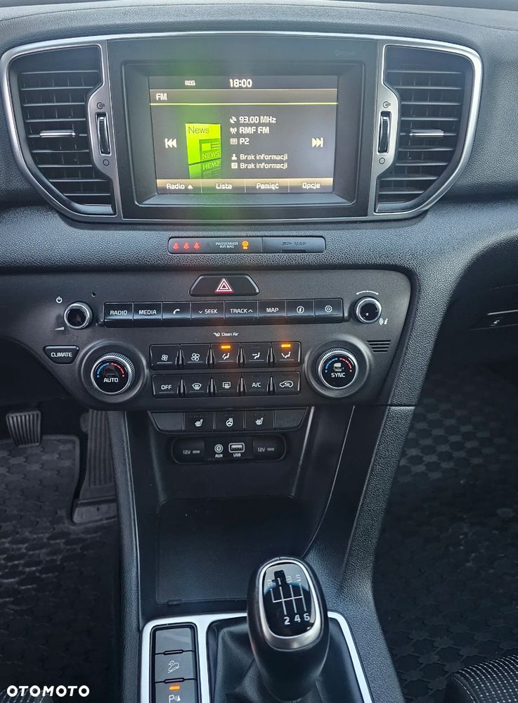 Kia Sportage 1.6 GDI Black Edition 2WD - 11