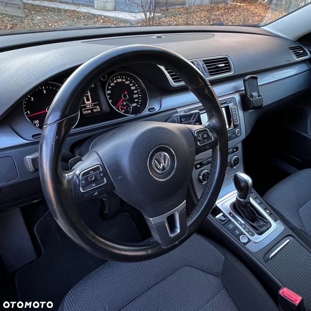 Volkswagen Passat Variant 2.0 TDI DPF DSG Highline - 14