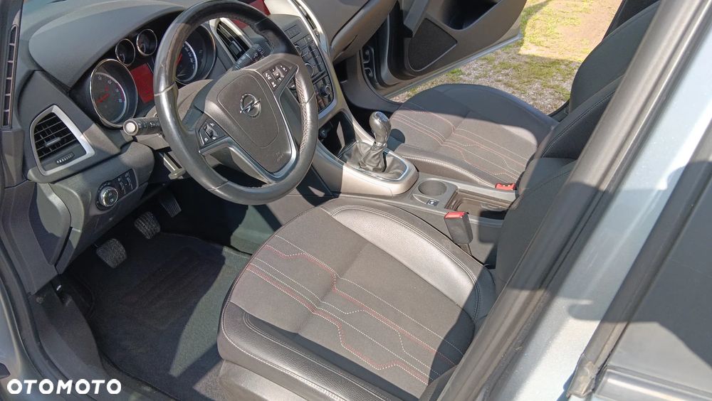 Opel Astra 1.4 Turbo - 6
