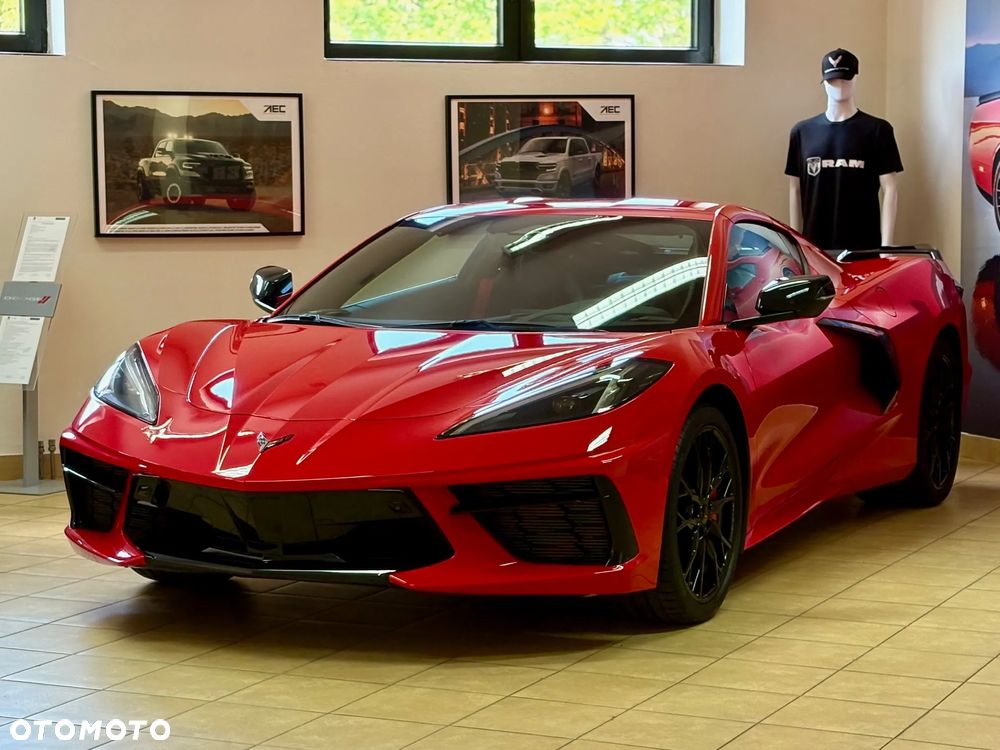 Chevrolet Corvette - 17