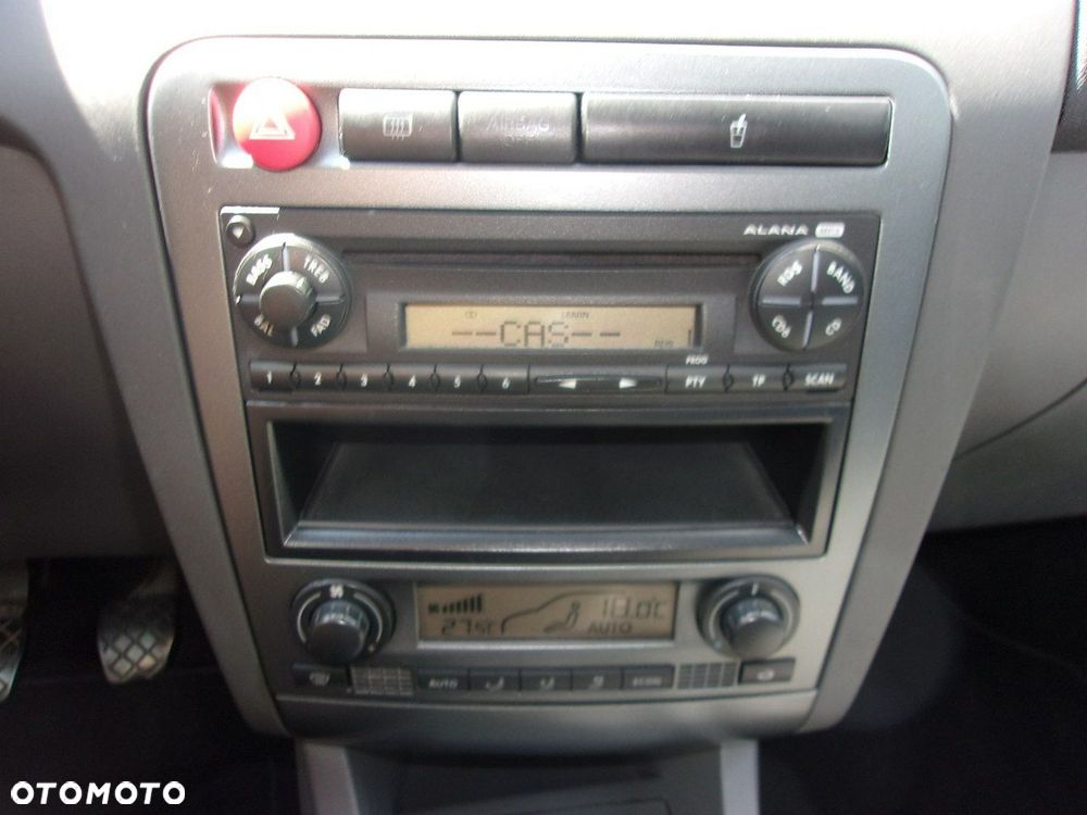 Seat Ibiza 1.4 16V Stylance - 19