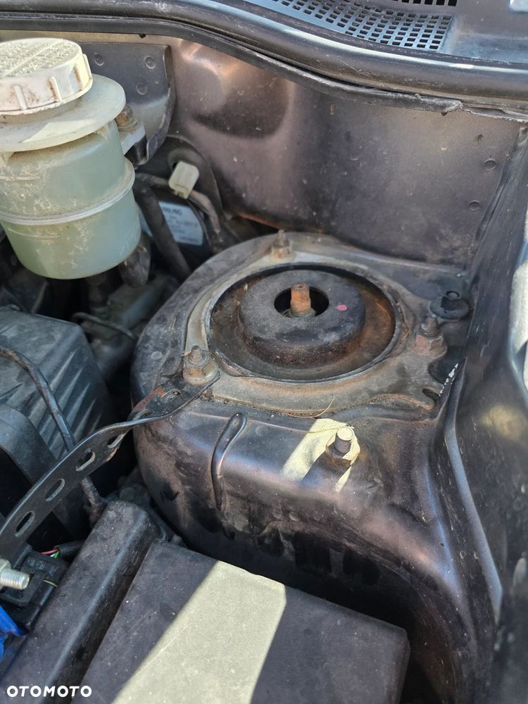 Mitsubishi Outlander 2.0 Intense DAKAR - 19