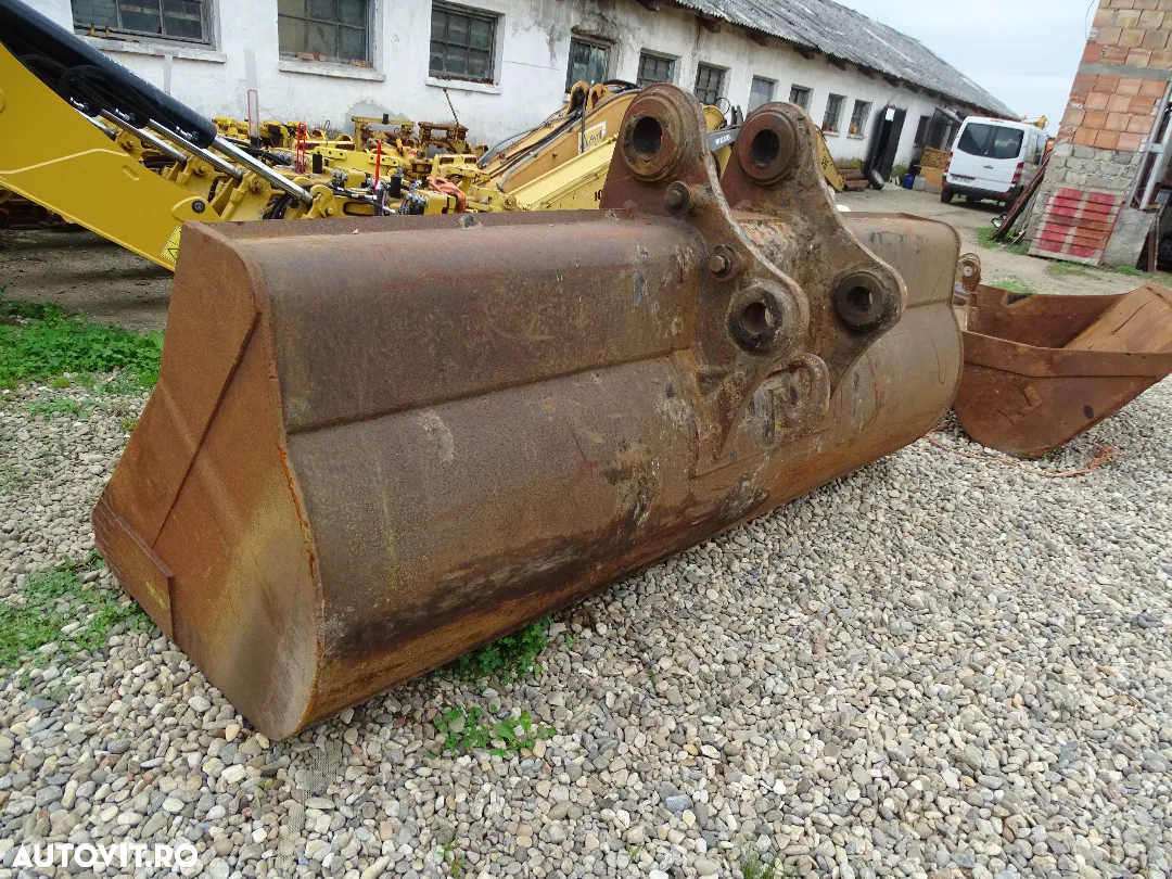 Cupa de Taluz Mare pt. excavator 40-60 t - 3