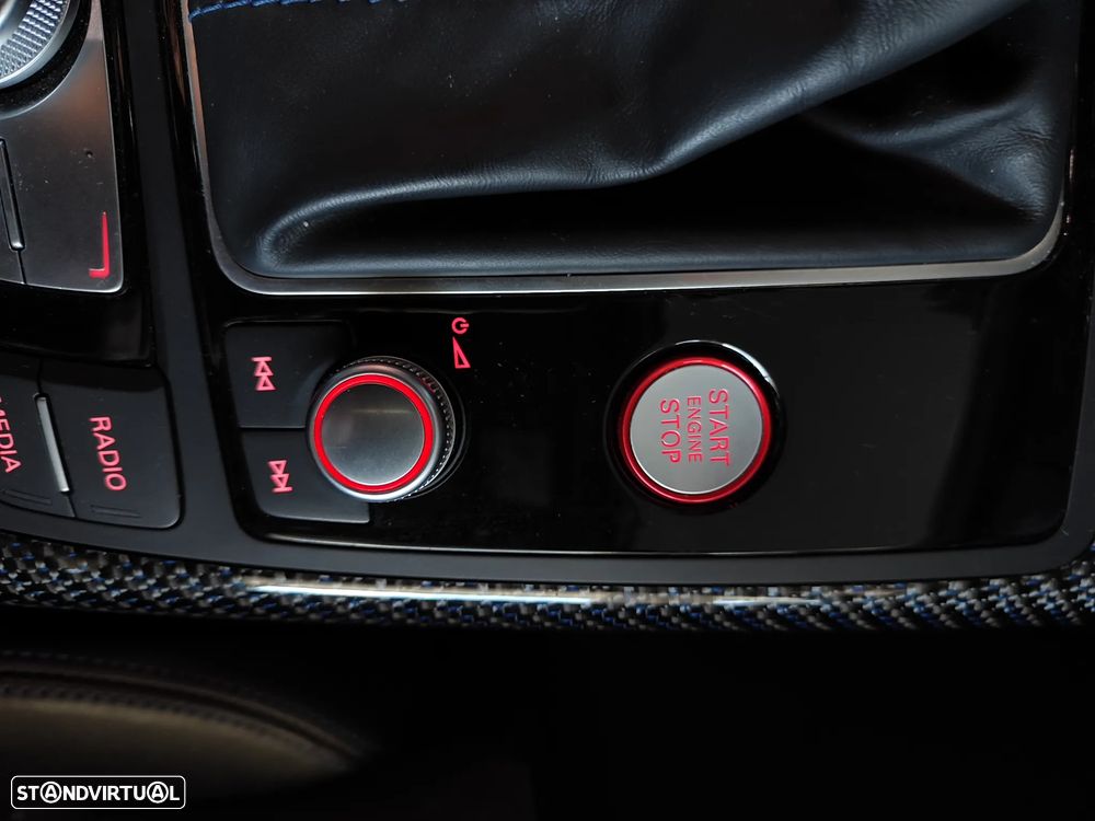 Audi RS6 Avant 4.0 TFSi Plus quattro Tiptronic - 41