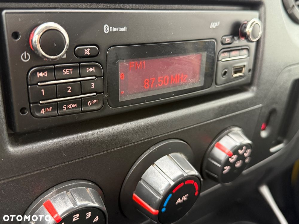Renault Master - 32