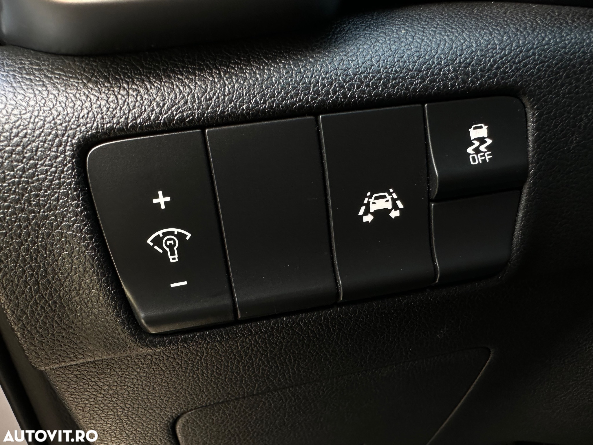 Kia Sportage 2,0 CRDI AWD Vision - 17