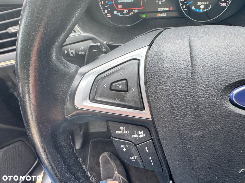 Ford S-Max 2.0 TDCi Titanium PowerShift - 24