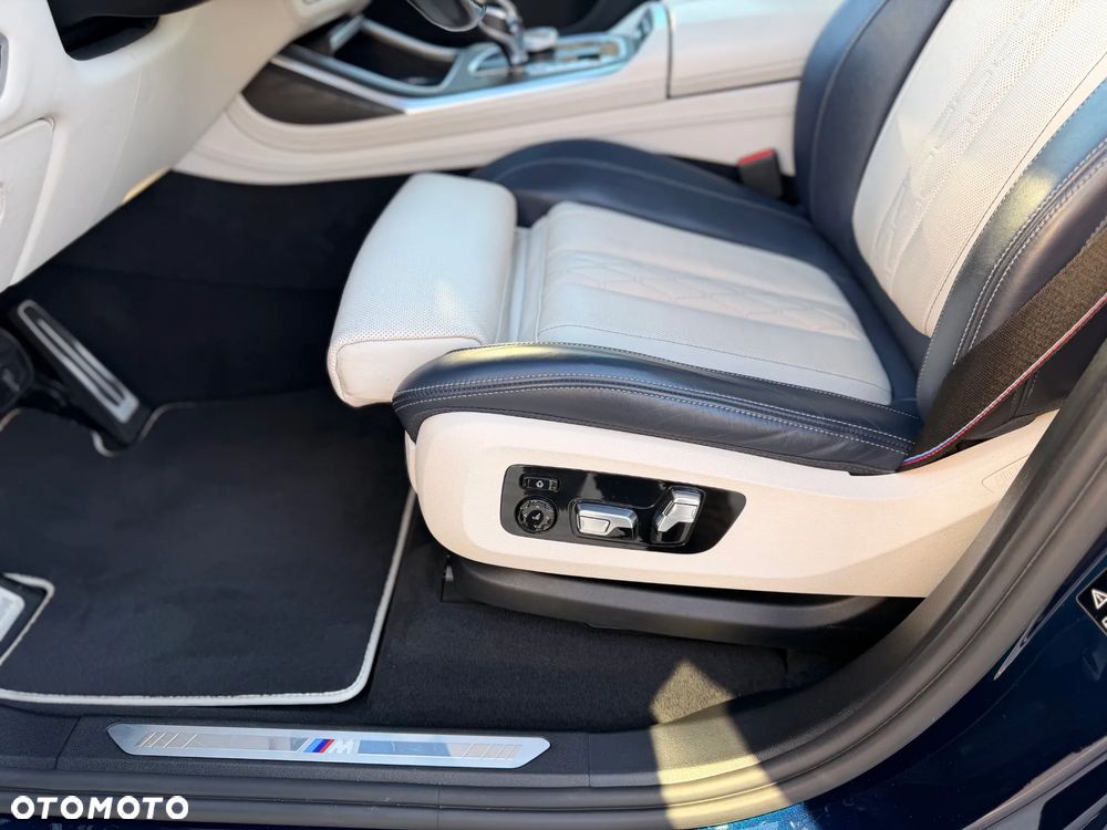 BMW X7 xDrive40d mHEV - 22