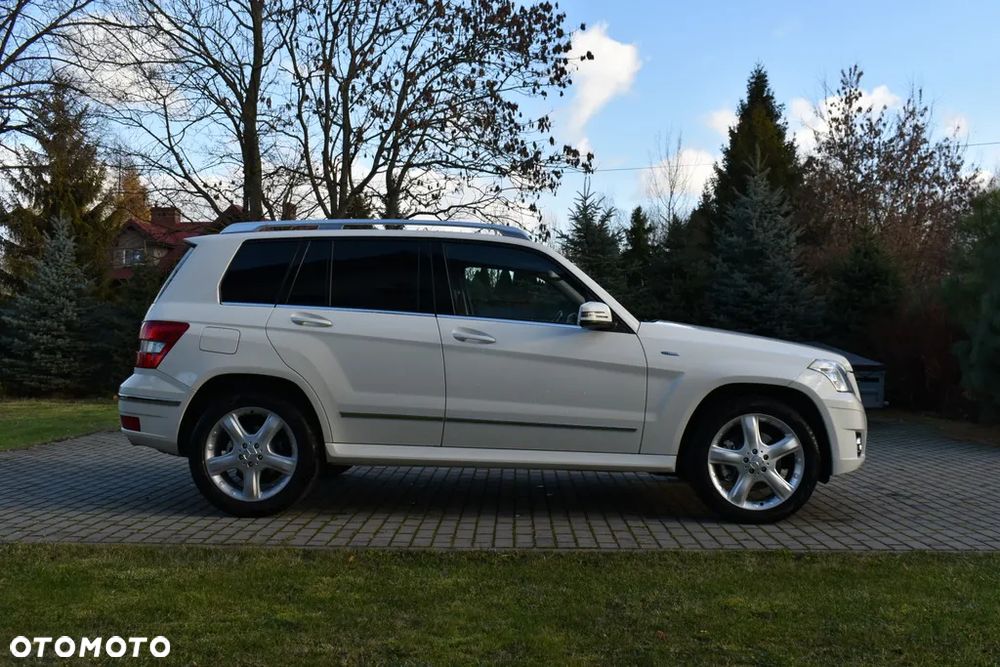 Mercedes-Benz GLK 220 CDI (BlueEFFICIENCY) - 8