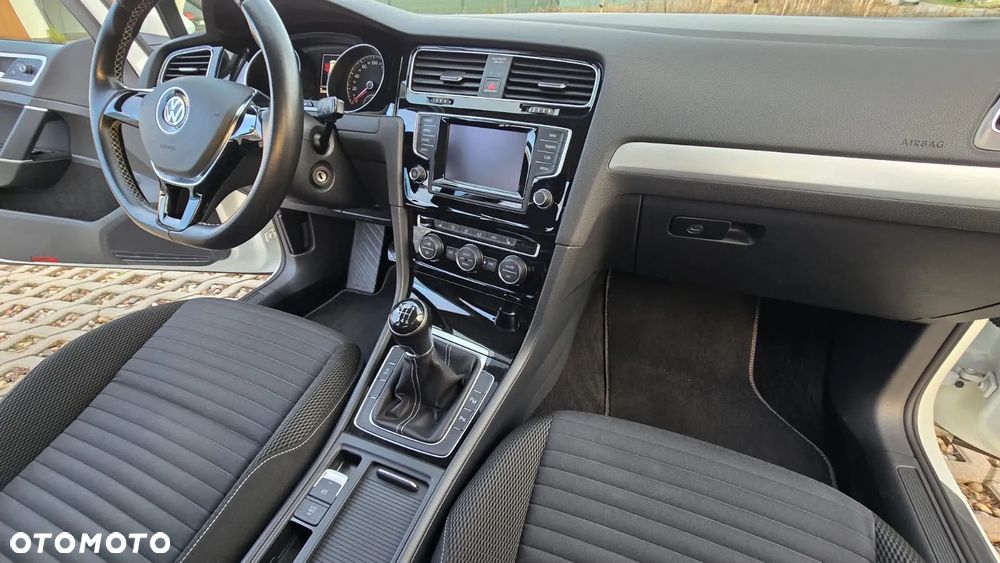 Volkswagen Golf 1.4 TSI BlueMotion Technology Cup - 18