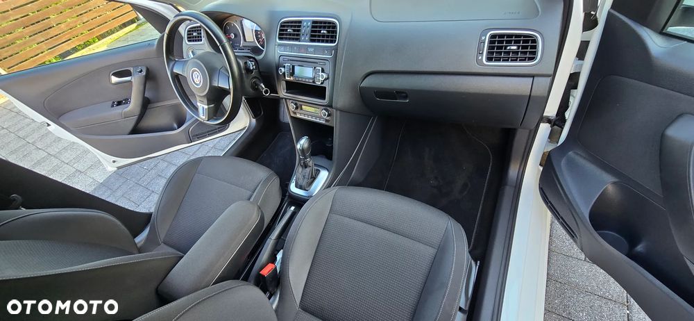 Volkswagen Polo - 10