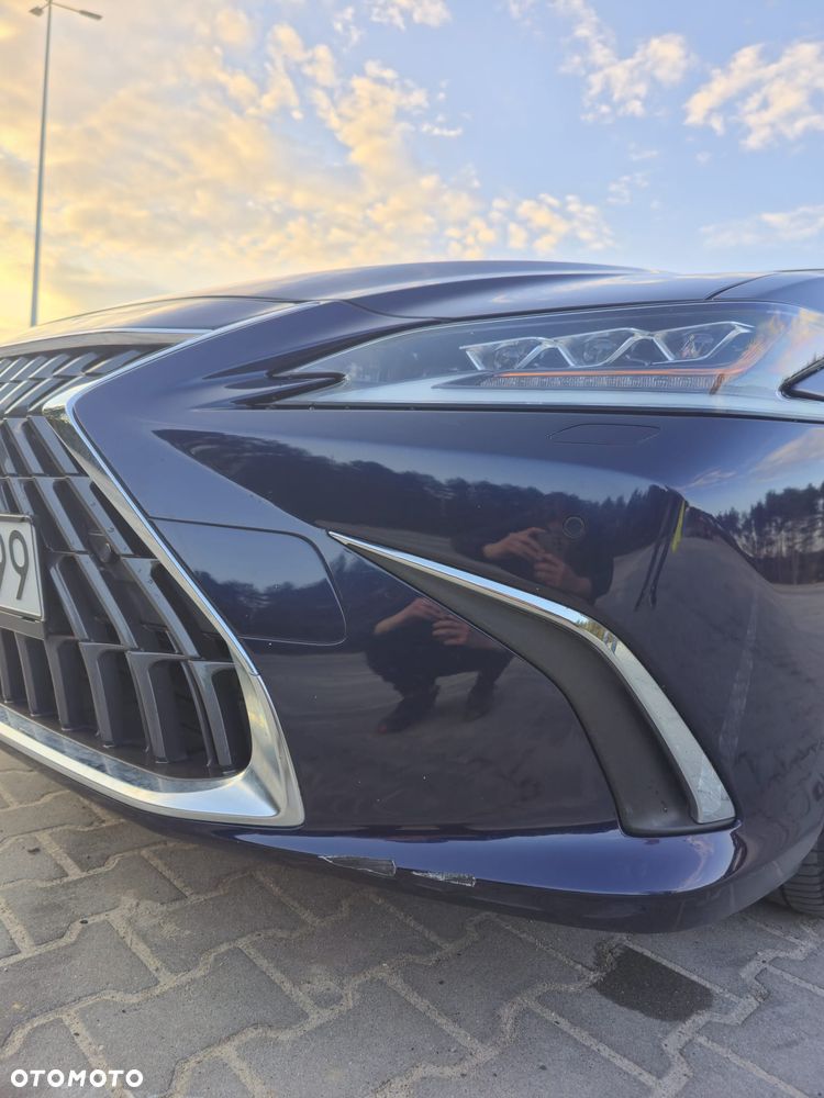 Lexus ES - 15