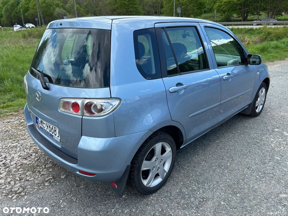 Mazda 2 - 11
