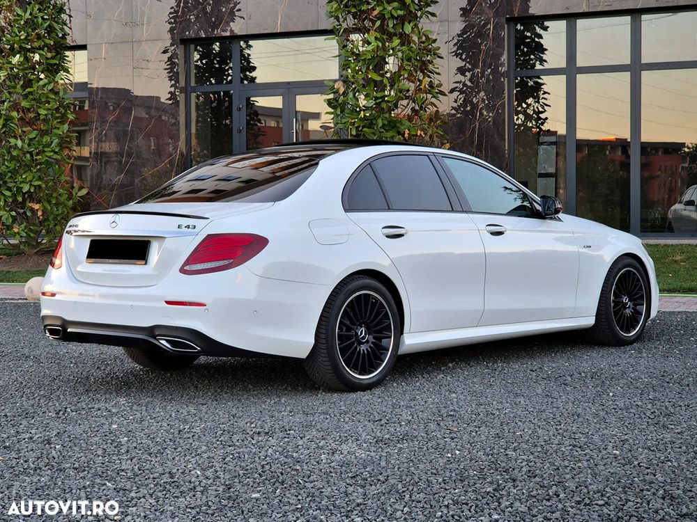 Mercedes-Benz E - 3