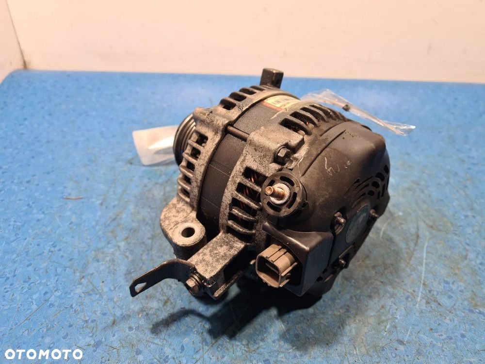 TOYOTA AVENSIS T25 LIFT 2.2D ALTERNATOR A6052 - 10