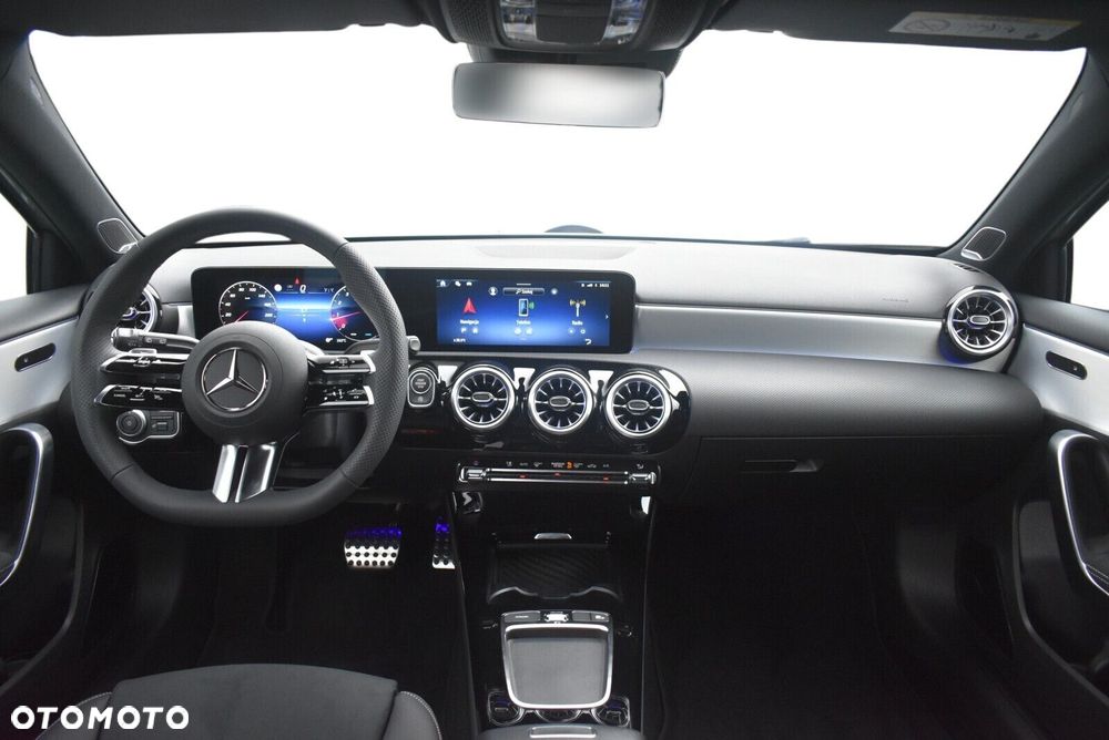 Mercedes-Benz Klasa A 200 AMG Line 7G-DCT - 7