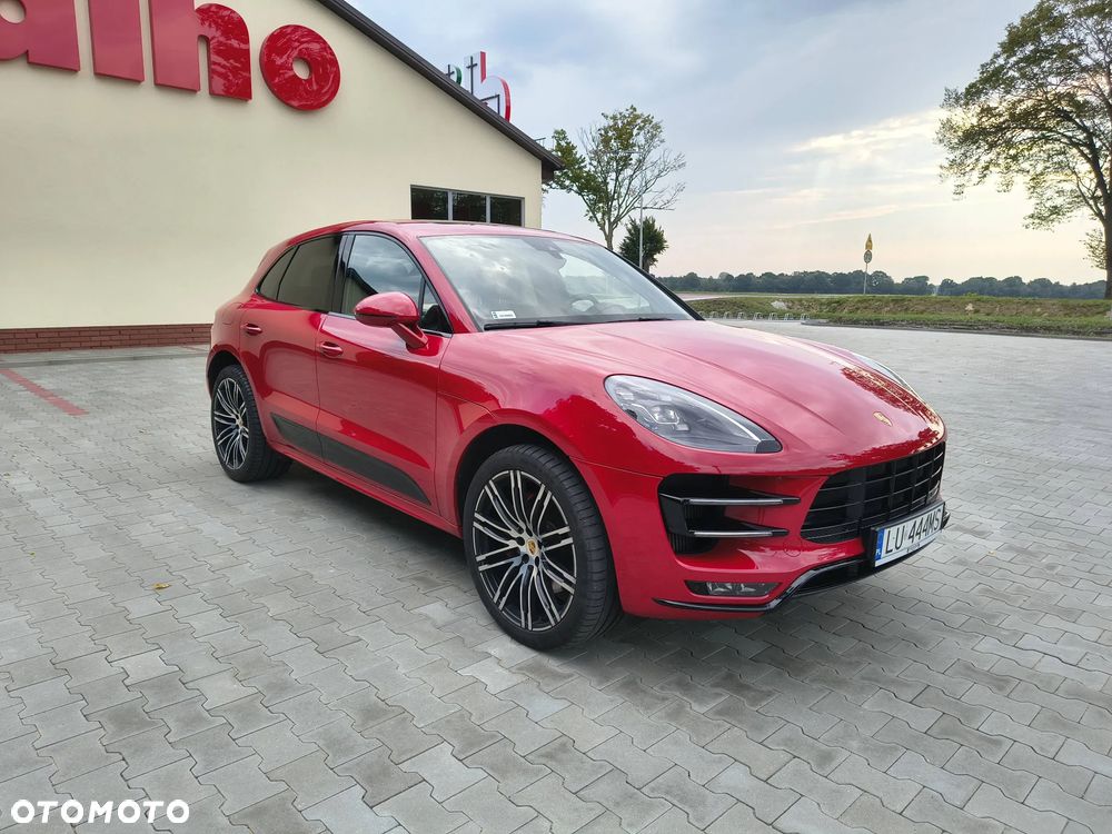 Porsche Macan Turbo - 2