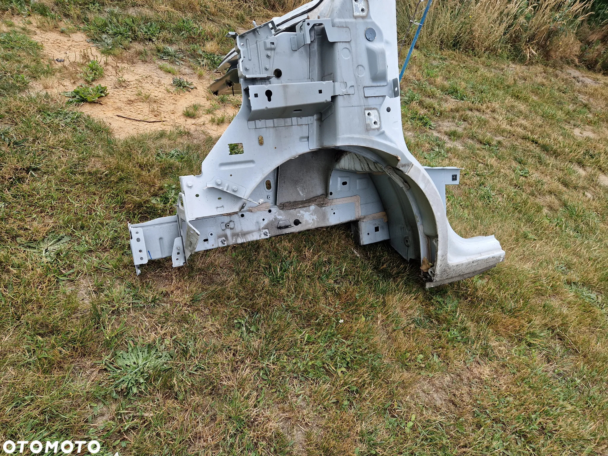 PODŁUŻNICA LEWA PRAWA RENAULT MASTER IV - 11