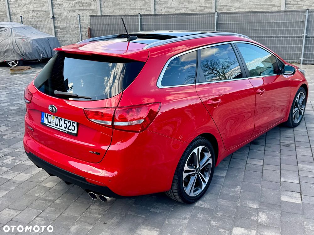 Kia Ceed 1.6 CRDi 136 ISG GT Line - 17