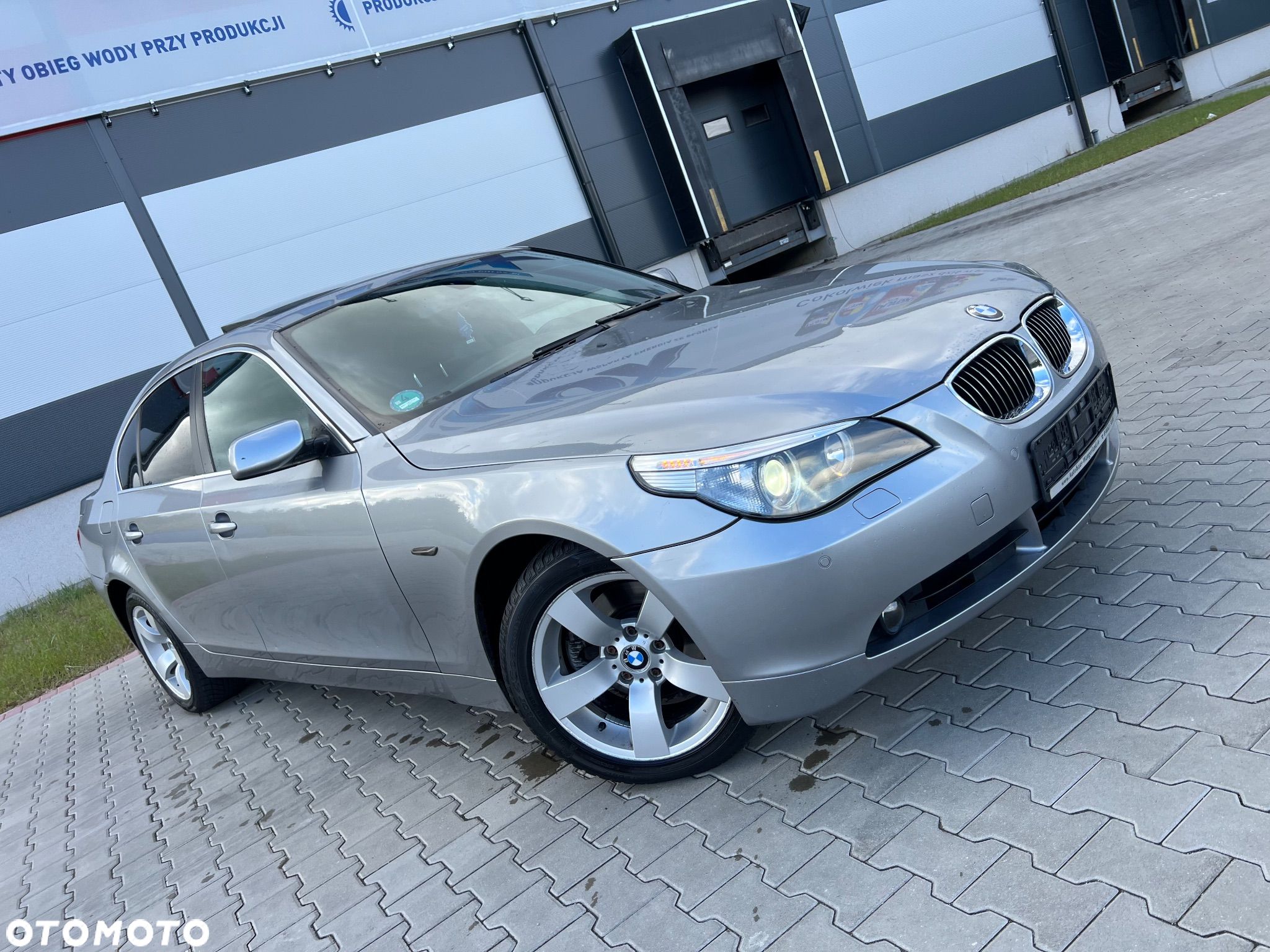 BMW Seria 5 525d - 1