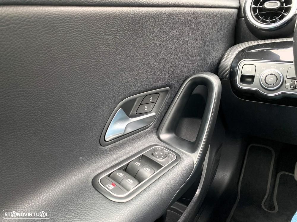 Mercedes-Benz A 180 d Progressive - 24