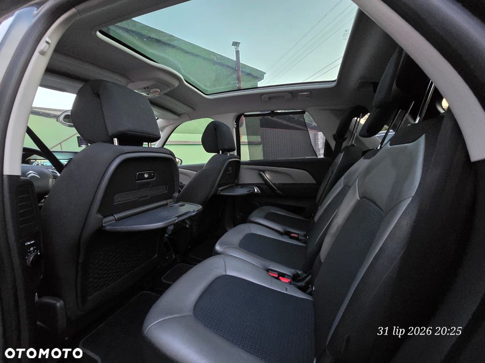 Citroën C4 Picasso 1.6 e-HDi Exclusive - 23