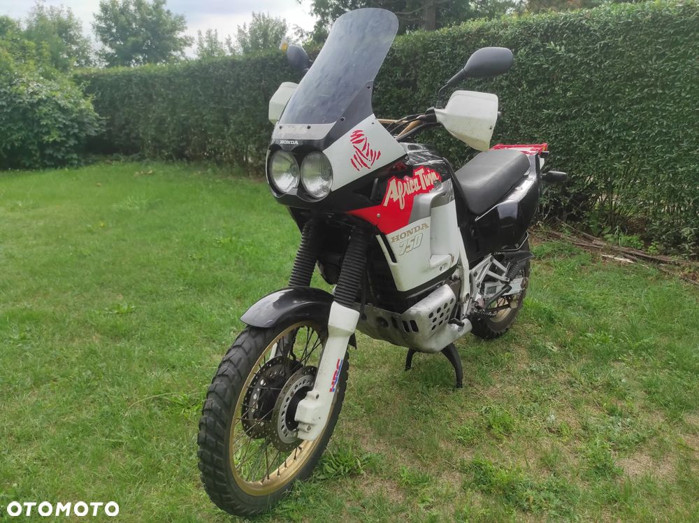 Honda XRV - 1