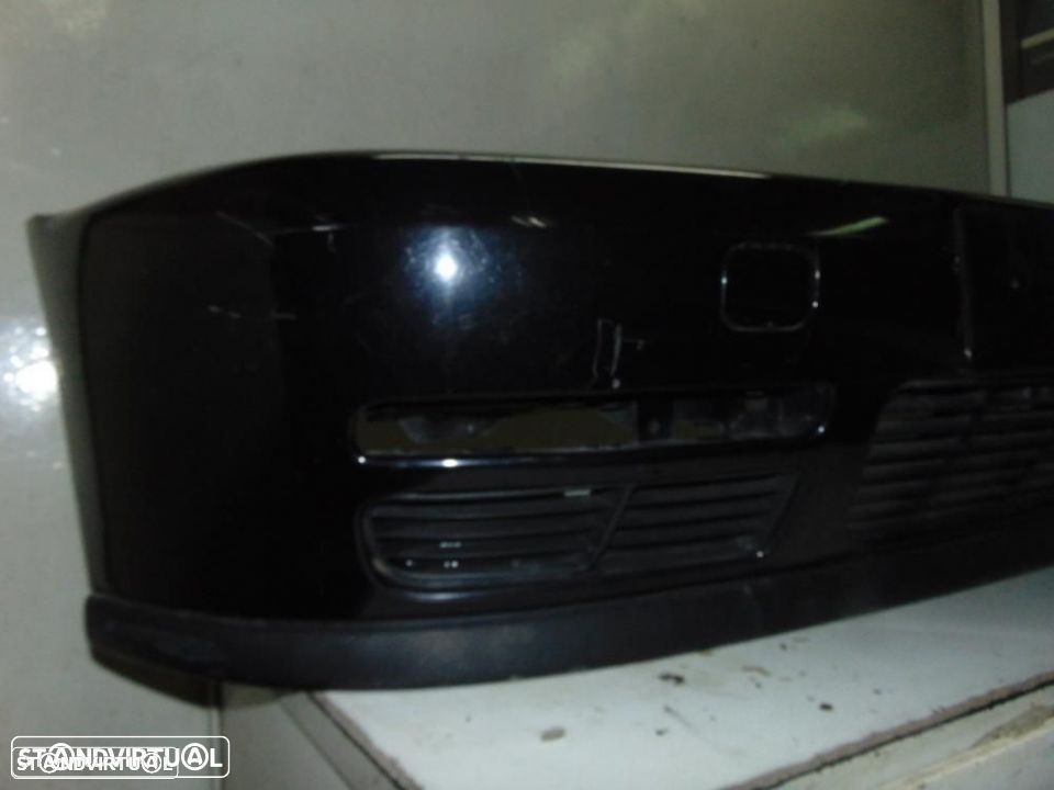 VW Polo 1994 a 2001 pára-choques da frente - 2