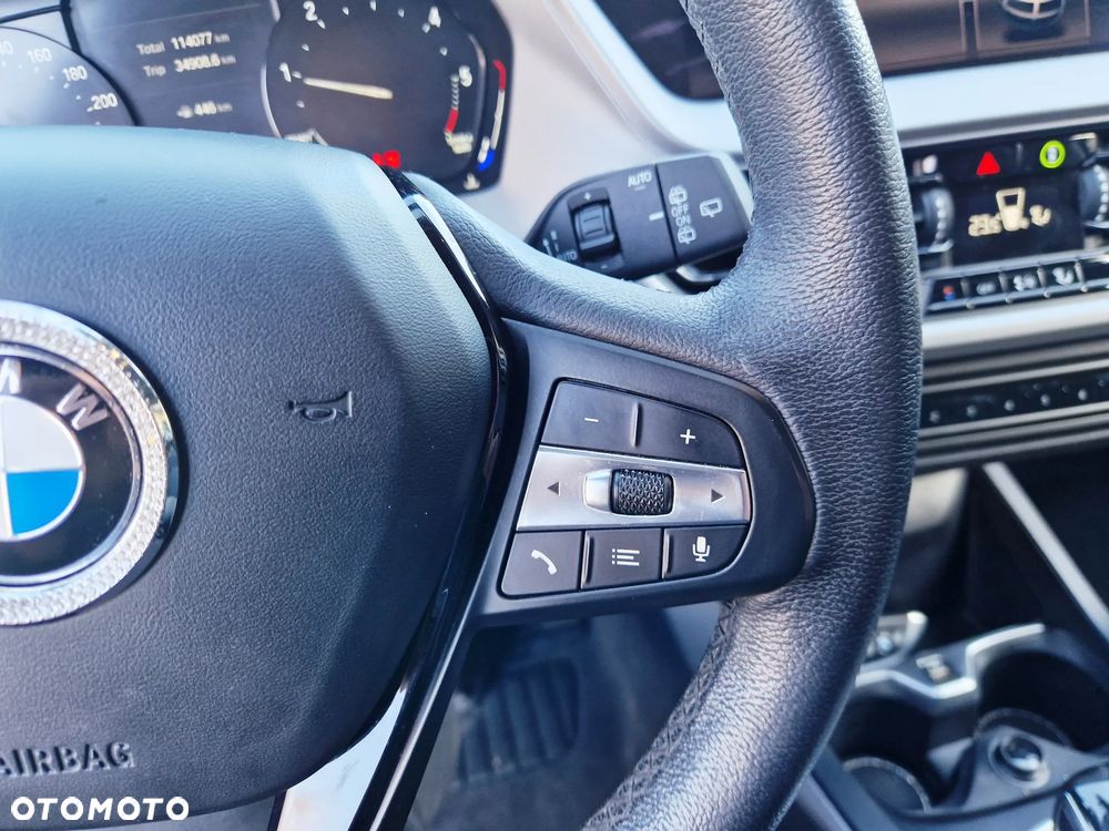 BMW Seria 1 116d Sport Line - 19