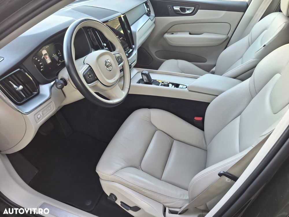 Volvo XC 60 T6 AWD Recharge Geartronic Inscription - 14
