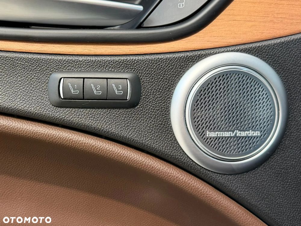 Alfa Romeo Stelvio 2.0 Turbo Veloce Q4 - 11