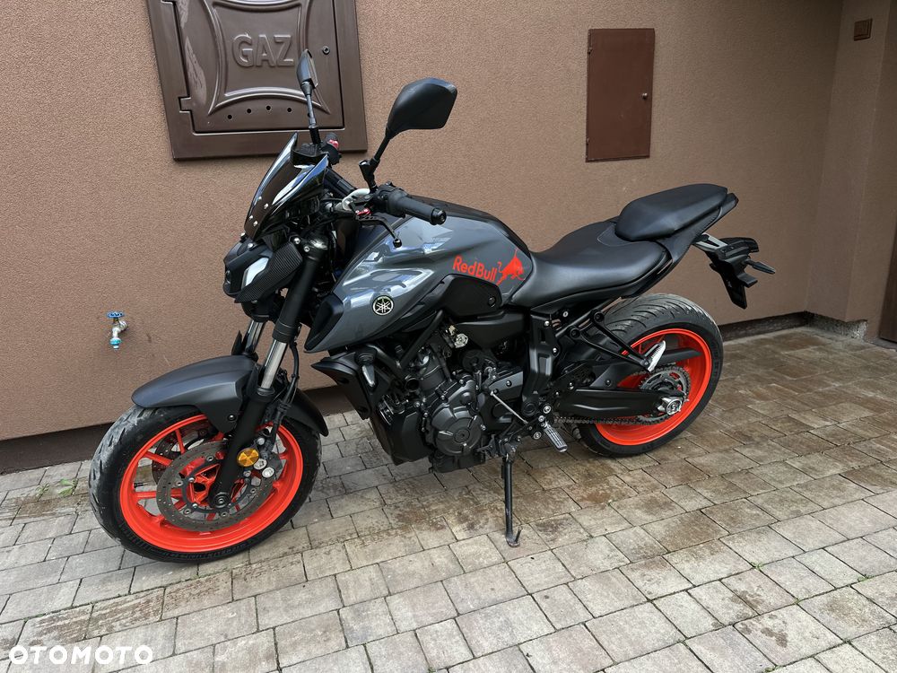 Yamaha MT - 20