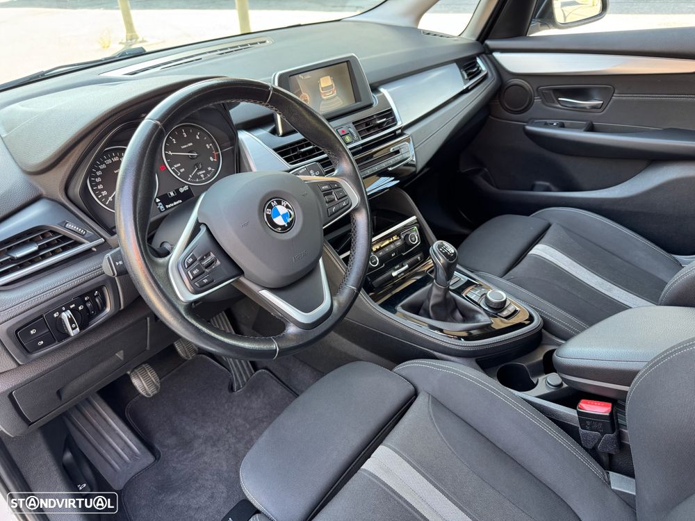 BMW 216 Active Tourer d Line Sport - 10