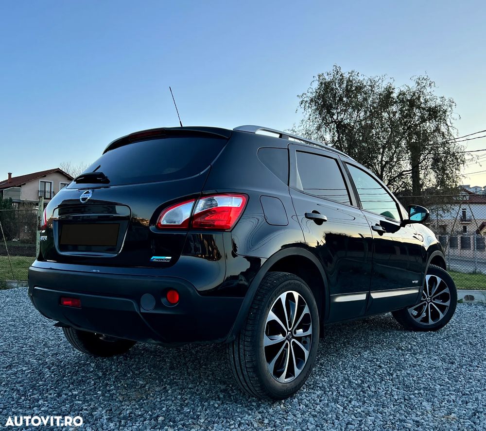 Nissan Qashqai 1.6 DCI Start/Stop Tekna - 2