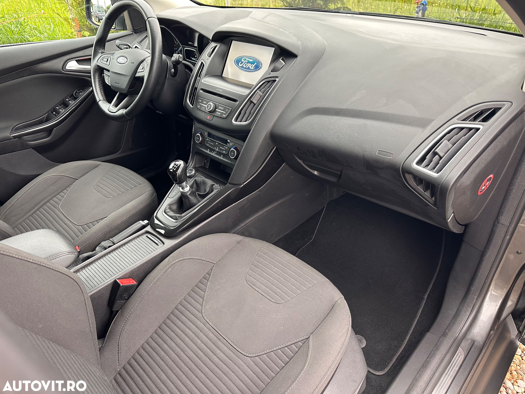 Ford Focus 1.5 Ecoboost Titanium - 10