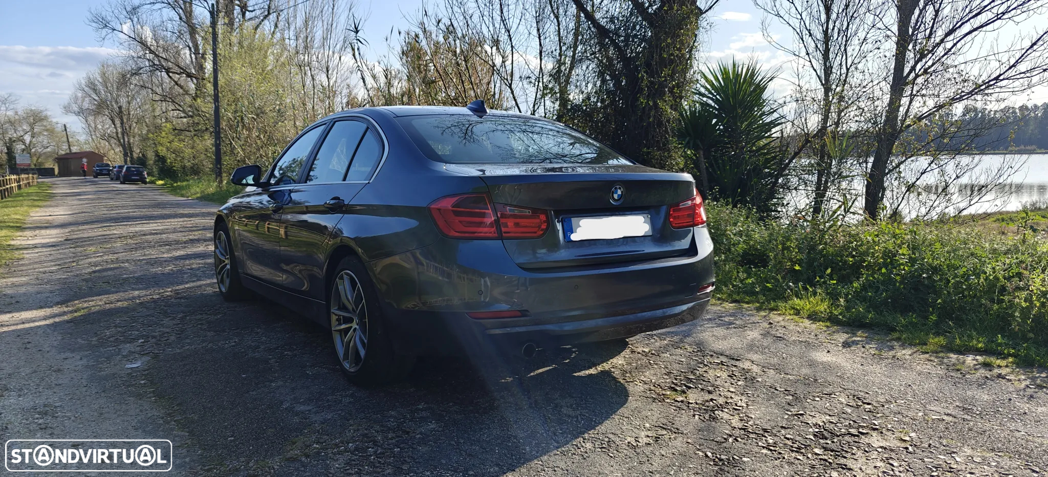 BMW 318 d Touring Line Luxury - 4