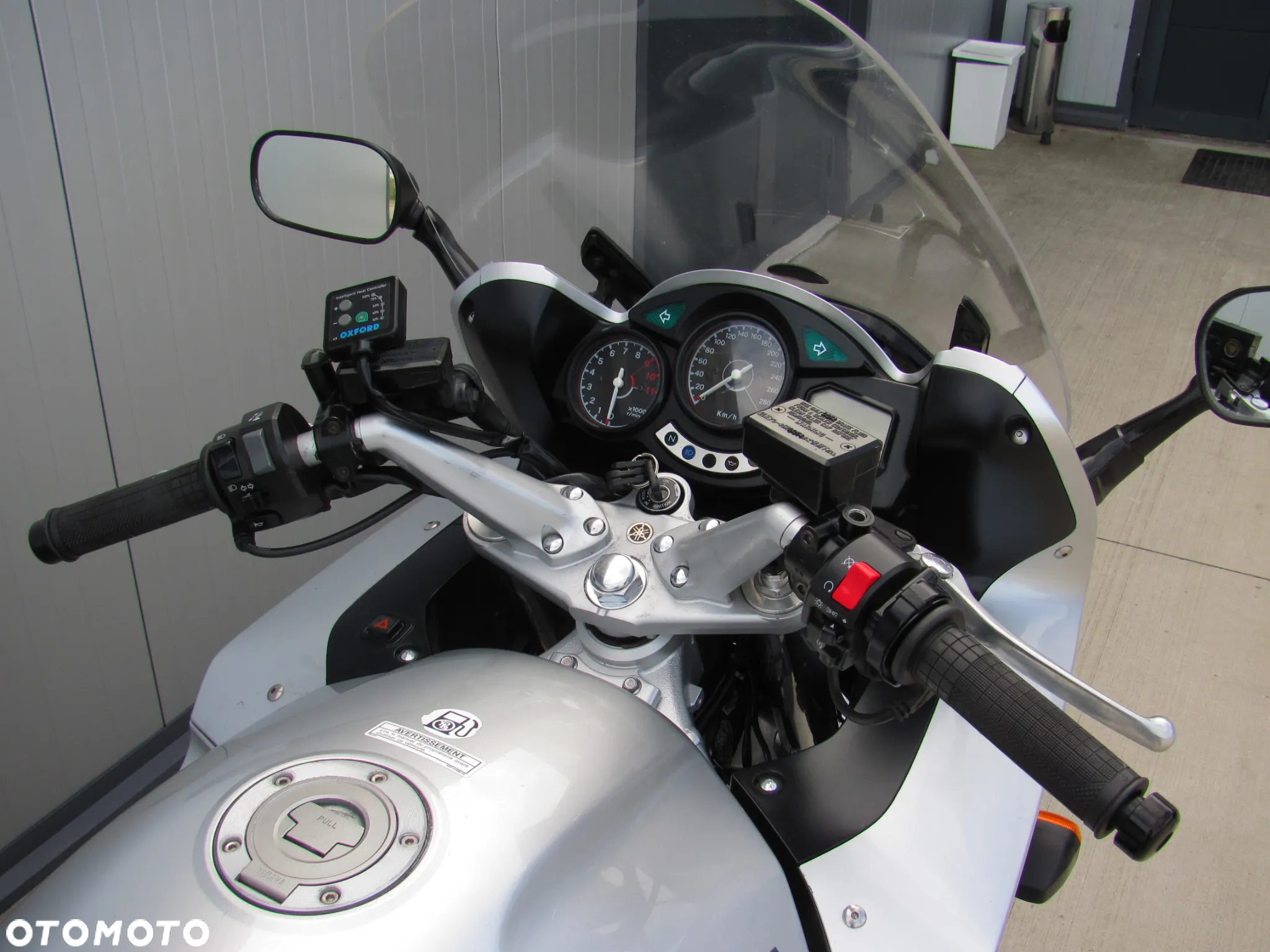 Yamaha FJR - 4