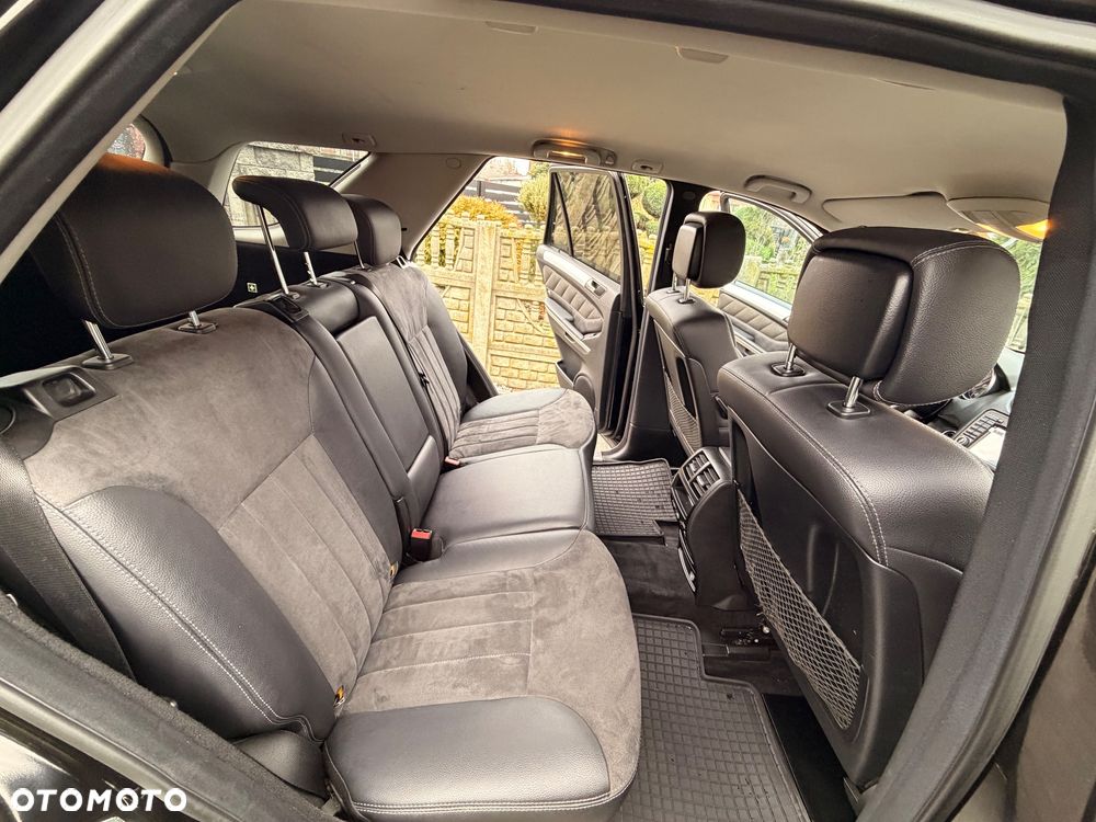 Mercedes-Benz ML - 11